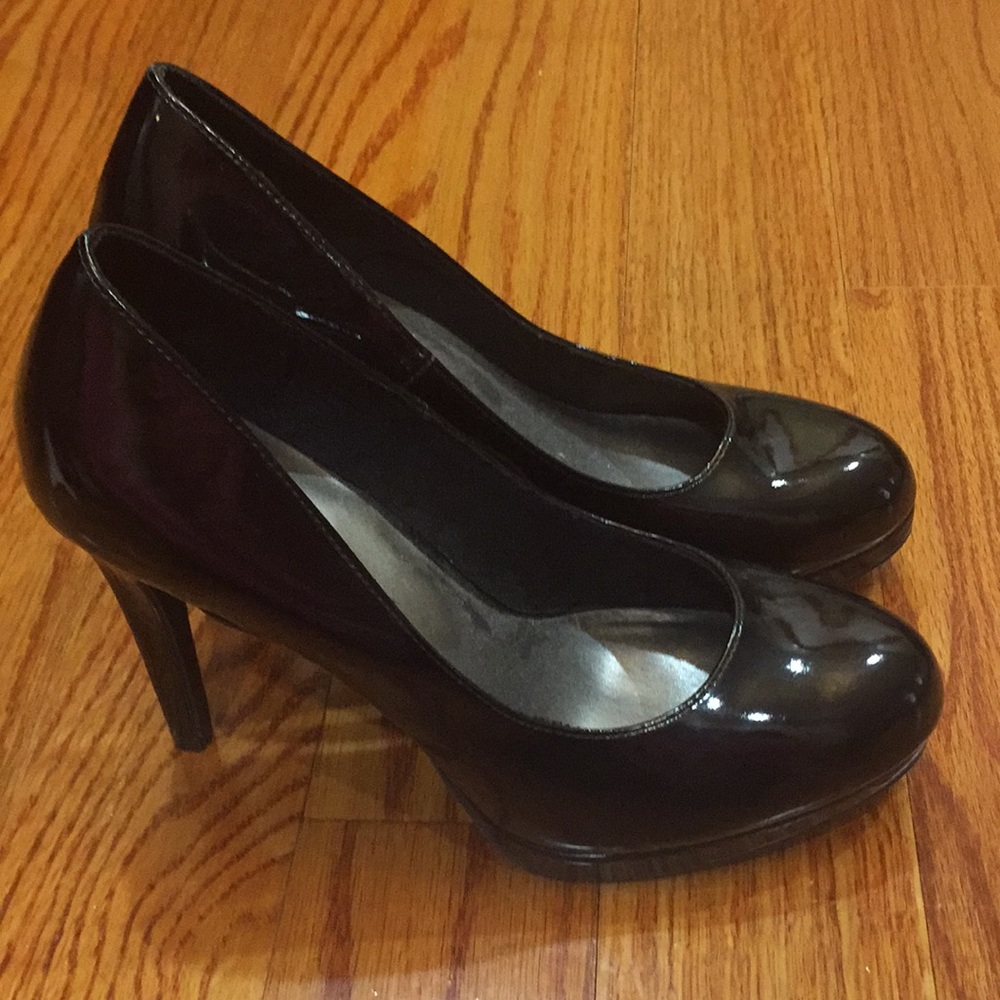 Fioni Black heels
